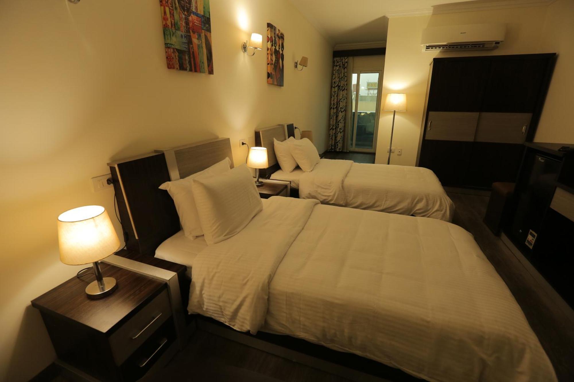 Pyramid Edge Hotel & Exclusive Pyramids View Rooftop Kafret el-Gabal Zewnętrze zdjęcie